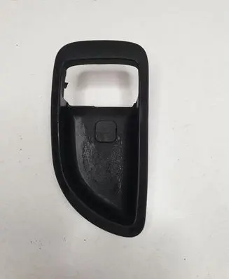 Hyundai Terracan Front door interior handle trim 8261126000