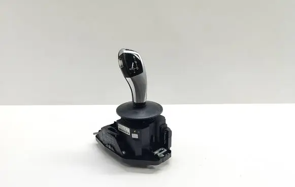 BMW 5 E60 E61 Gear shifter/selector 9159750 915975001 033810105