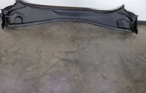 BMW 2 F44 Wiper trim 7453939