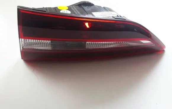 Opel Grandland X Tailgate rear/tail lights 81670202