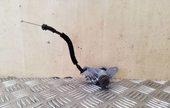 Audi A8 S8 D4 4H Tailgate exterior lock 8F0827573A 8F0827573