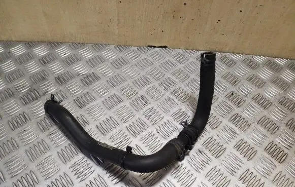 Mercedes-Benz B W246 W242 Engine coolant pipe/hose 101553600C