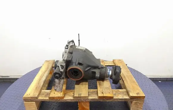 BMW X3 E83 Rear differential 8686655