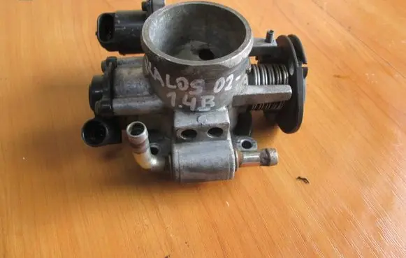 Chevrolet Kalos Throttle body valve
