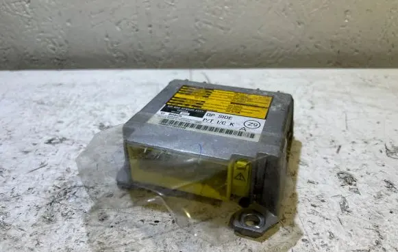 Lexus IS 220D-250-350 Airbag control unit/module 8917053110 0285001904 1904071190034S