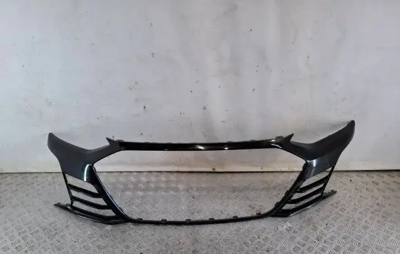 Audi e-tron Front bumper 4J3807725