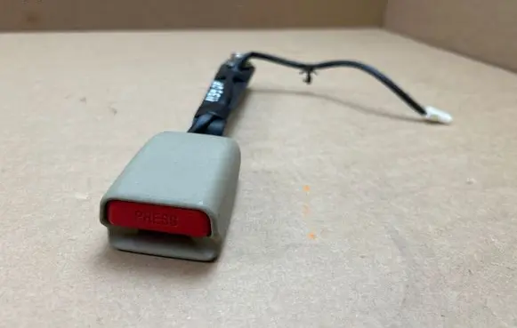 Nissan Murano Z51 Front seatbelt buckle