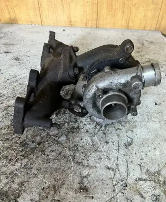 Volkswagen PASSAT B5 Turbo 028145702H 454231