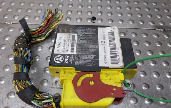 Volkswagen PASSAT B6 Airbag control unit/module S26383308 3C0909605M