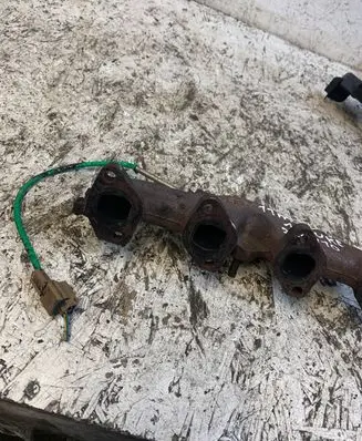 Nissan Juke I F15 Exhaust manifold