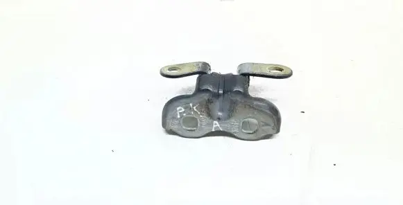 Opel Mokka Front door lower hinge 