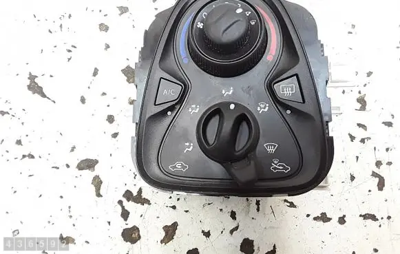 Toyota Aygo AB40 Climate control unit 55900yv030