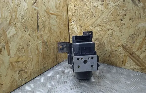 KIA Sorento ABS Pump 589103E310