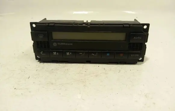 Volkswagen PASSAT B5 Climate control unit