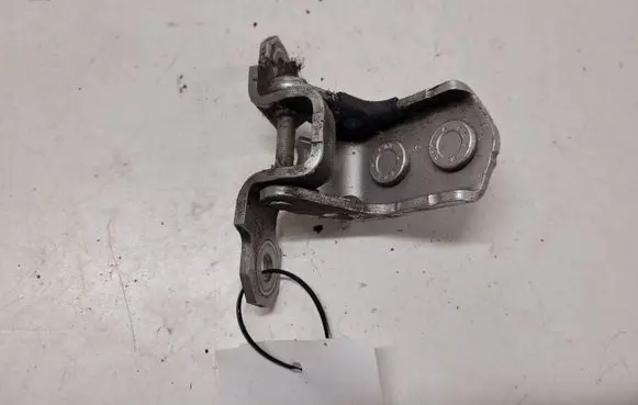 Renault Laguna II Rear door lower hinge