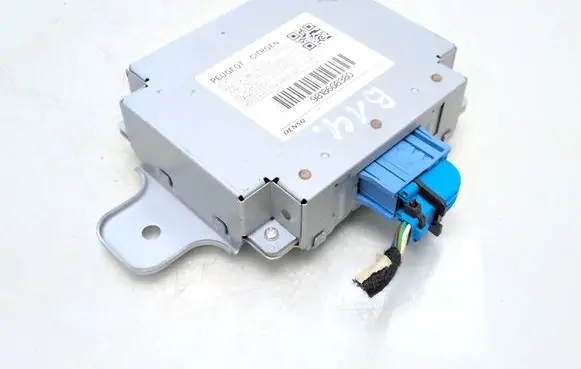 Opel Grandland X Camera control unit module 9818608380