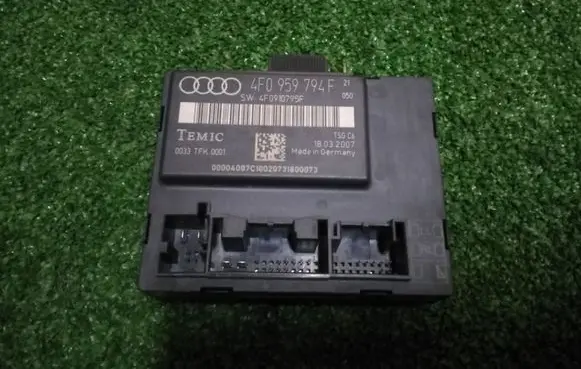 Audi A6 S6 C6 4F Door control unit/module 4F0959794F