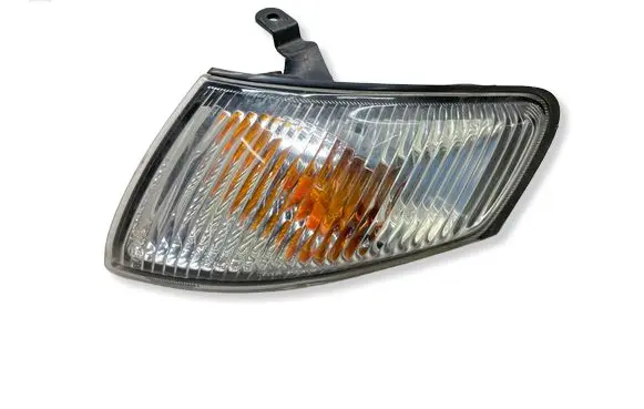 Mazda 626 Front indicator light 21061822
