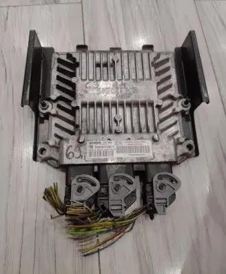 Citroen C3 Engine control unit/module ECU 9654925480