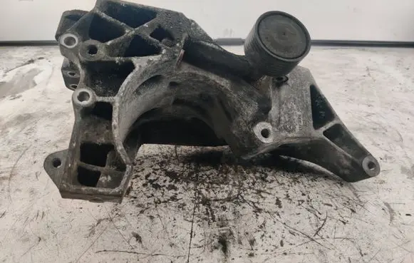 BMW 5 E60 E61 Generator/alternator bracket 7802639 13992010 GD01485