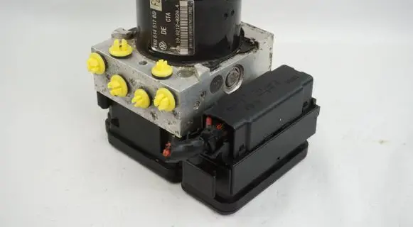Volkswagen Golf V ABS Pump 1K0614517BD 1K0907379AD