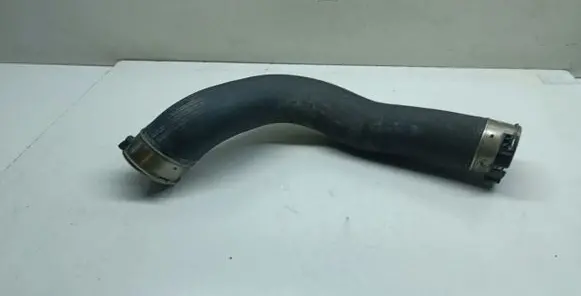BMW 5 F10 F11 Intercooler hose/pipe