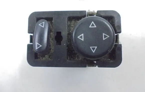 Peugeot 406 Wing mirror switch