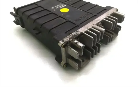 Audi A2 Engine control unit/module 893907404 0261200220