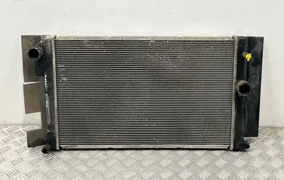Toyota Avensis T270 Coolant radiator MF4221338222 110729 11C729
