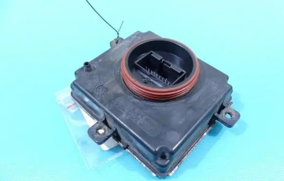 Volkswagen PASSAT B8 Headlight ballast module Xenon 4G0907697F IMPRK1343002