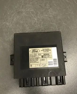 Ford Focus Comfort/convenience module 5WK47220B