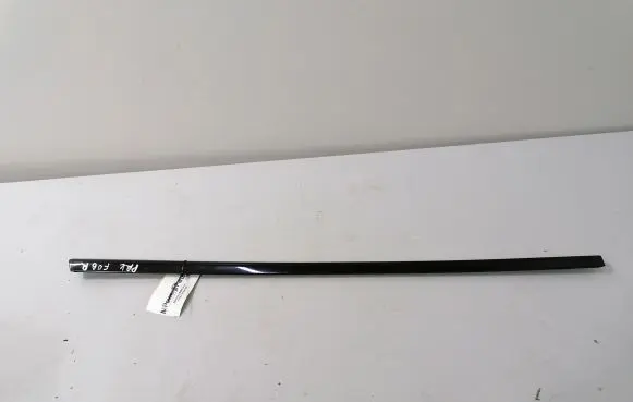 BMW 6 F06 Gran coupe Front door glass trim molding 1234567