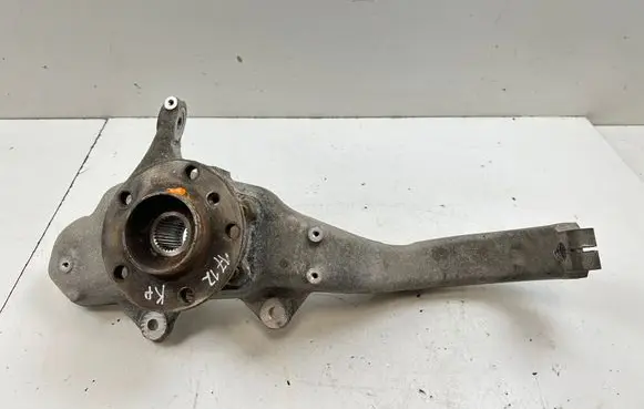 BMW X5 E70 Front wheel hub 6773783