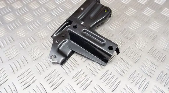 Top upper radiator support slam panel