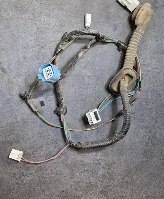 Subaru Outback Rear door wiring loom 81822AJ01A