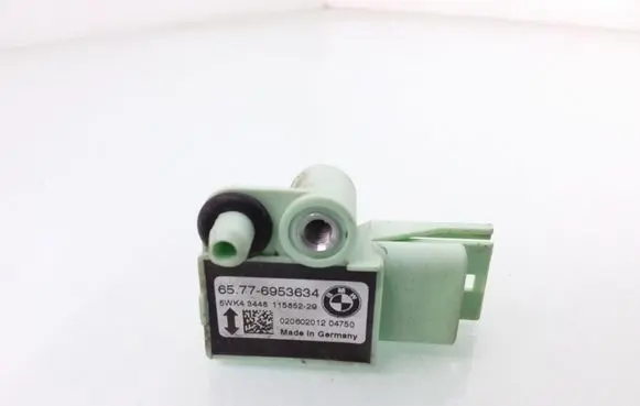 BMW X3 E83 Airbag deployment crash/impact sensor 6953634 65776953634 5WK43448