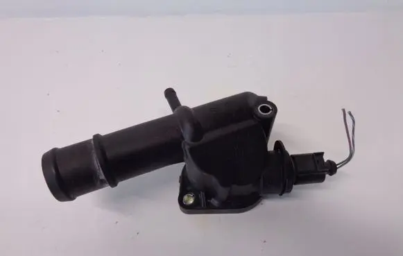 Audi A4 S4 B8 8K Thermostat/thermostat housing 03L121132A