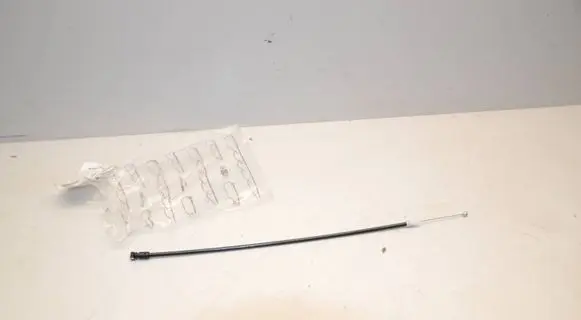 Engine bonnet/hood lock release cable