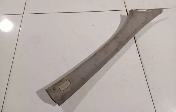 (C) pillar trim