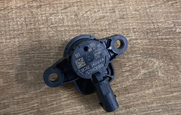 Jaguar XE Airbag deployment crash/impact sensor FK72-14C676-AA FK7214C676AA FK72-14C676