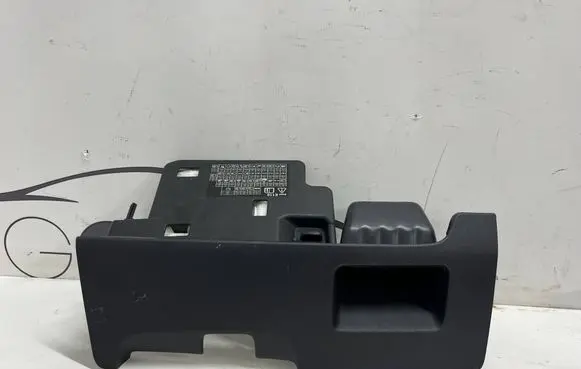Honda CR-V Fuse box cover 77340SWA 77300SWA