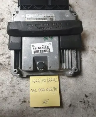 Audi A4 S4 B8 8K Engine control unit/module 8K1907401A