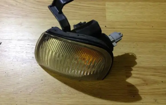 Suzuki Baleno EG Front indicator light 21032018