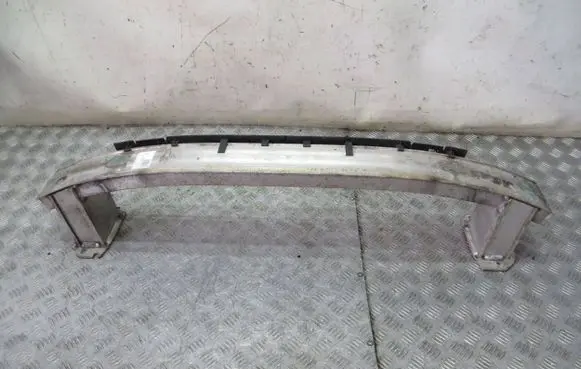 Audi Q3 8U Front bumper support beam 