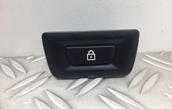 Central locking switch button