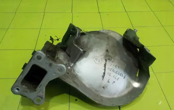 Mercedes-Benz E W211 Front side member PRZOD PP53