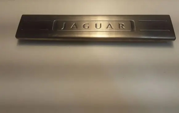 Jaguar XJ X351 Front sill trim cover AW9313201