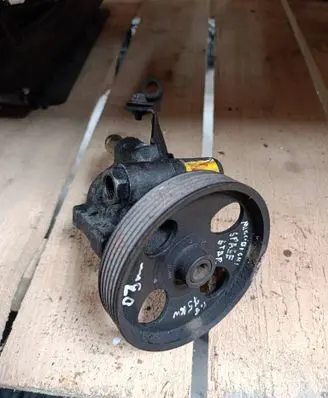 Mitsubishi Space Star Power steering pump 8200071050