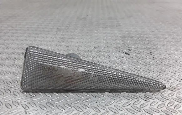 Renault Espace - Grand espace IV Front fender indicator light 8200027151
