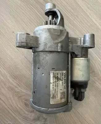 Audi A4 S4 B9 8W Starter motor 06L911021